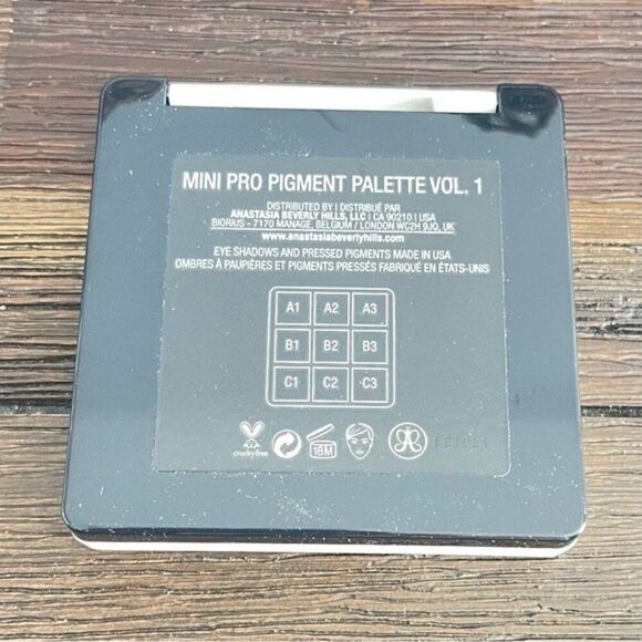 Anastasia Beverly Hills Mini NORVINA Pro Pigment Vol. 1 Palette New in Box - Picture 4 of 6